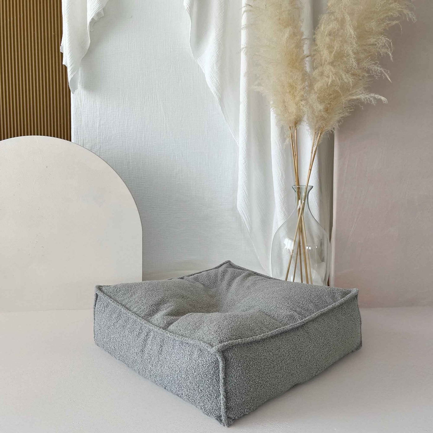 Moje | BouclÃ© Ottoman Grey