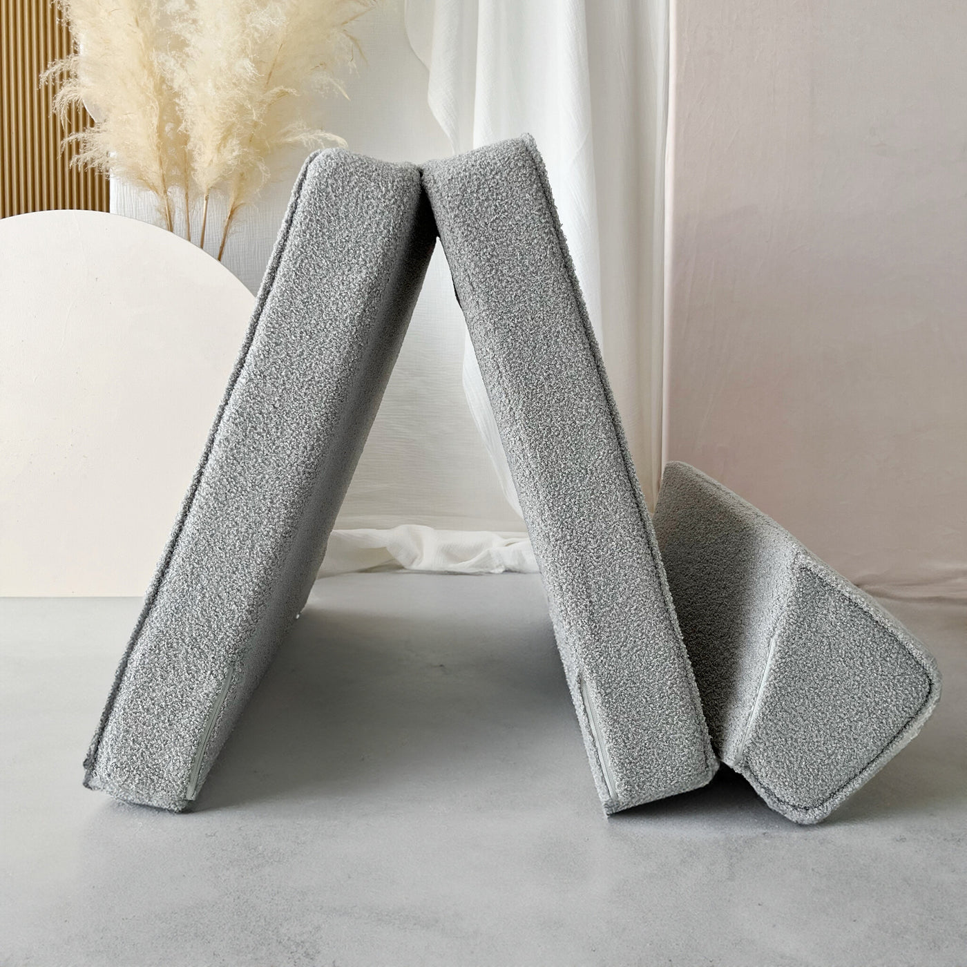 Moje | Bouclé Lounger Grey