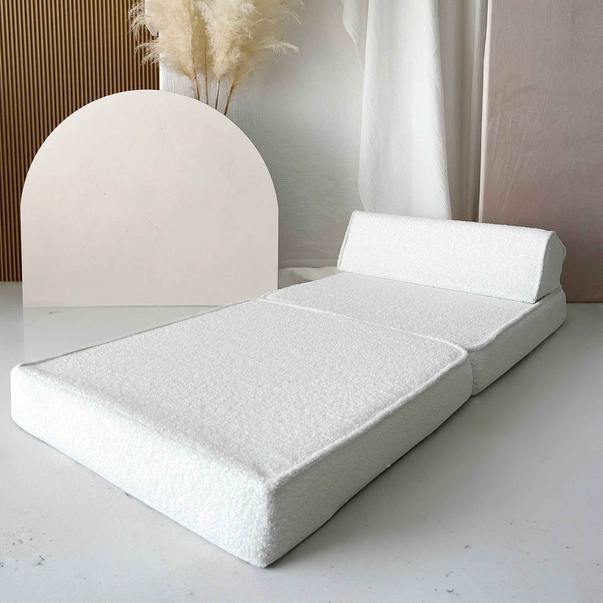 My | Bouclé Lounger White