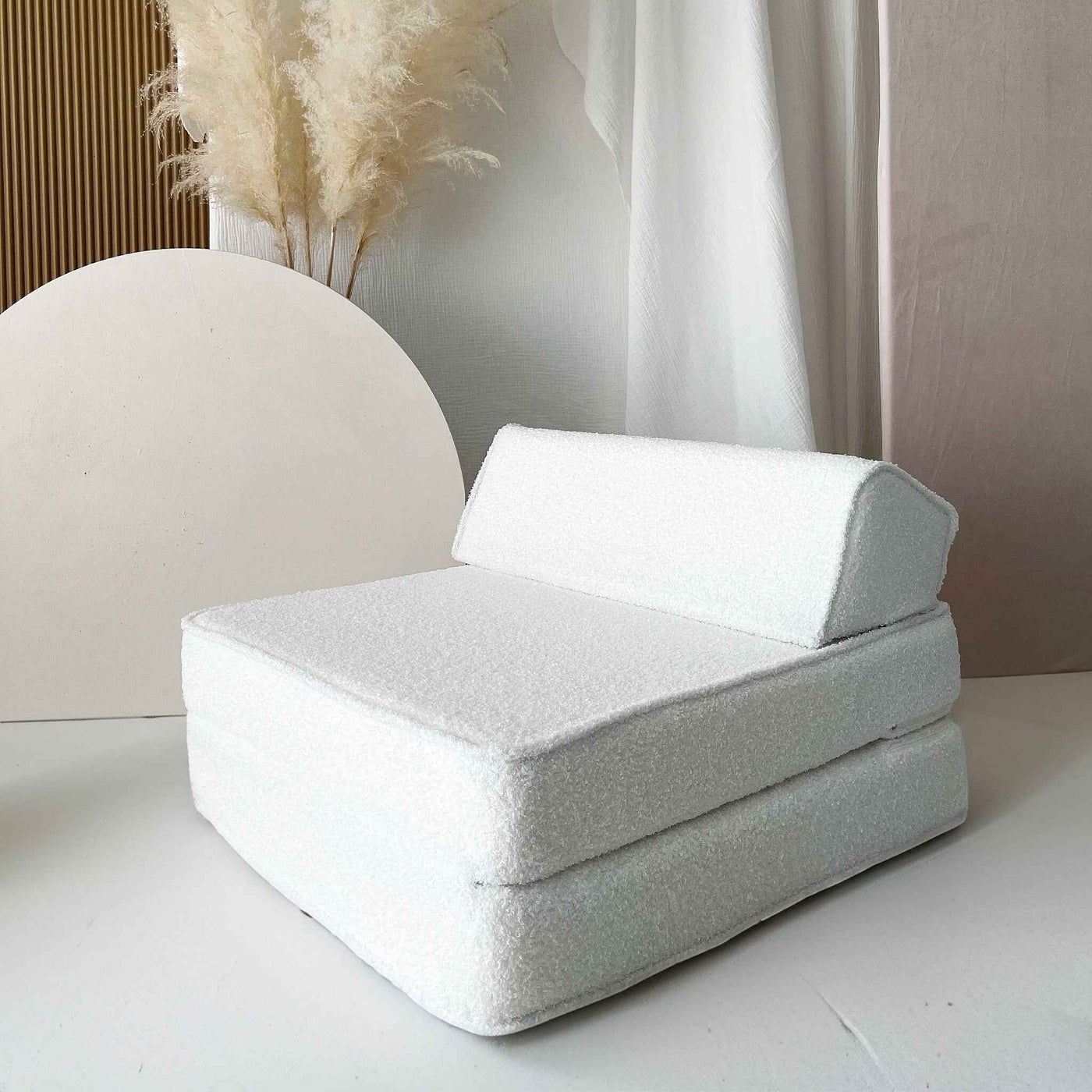 My | Bouclé Lounger White