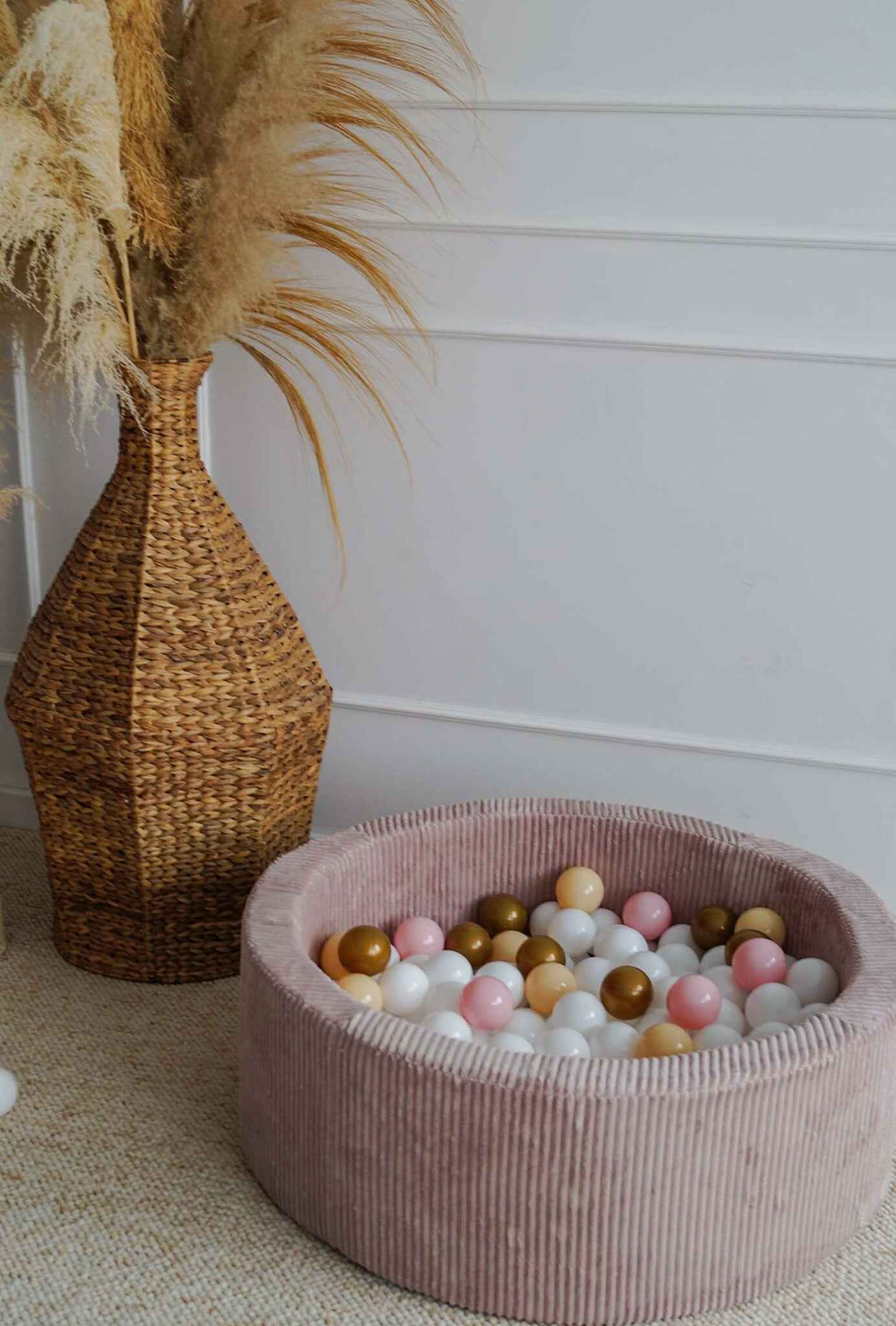 Moje | Rib Velvet Ball Bath - Dirty Pink 90x30 cm + Balls