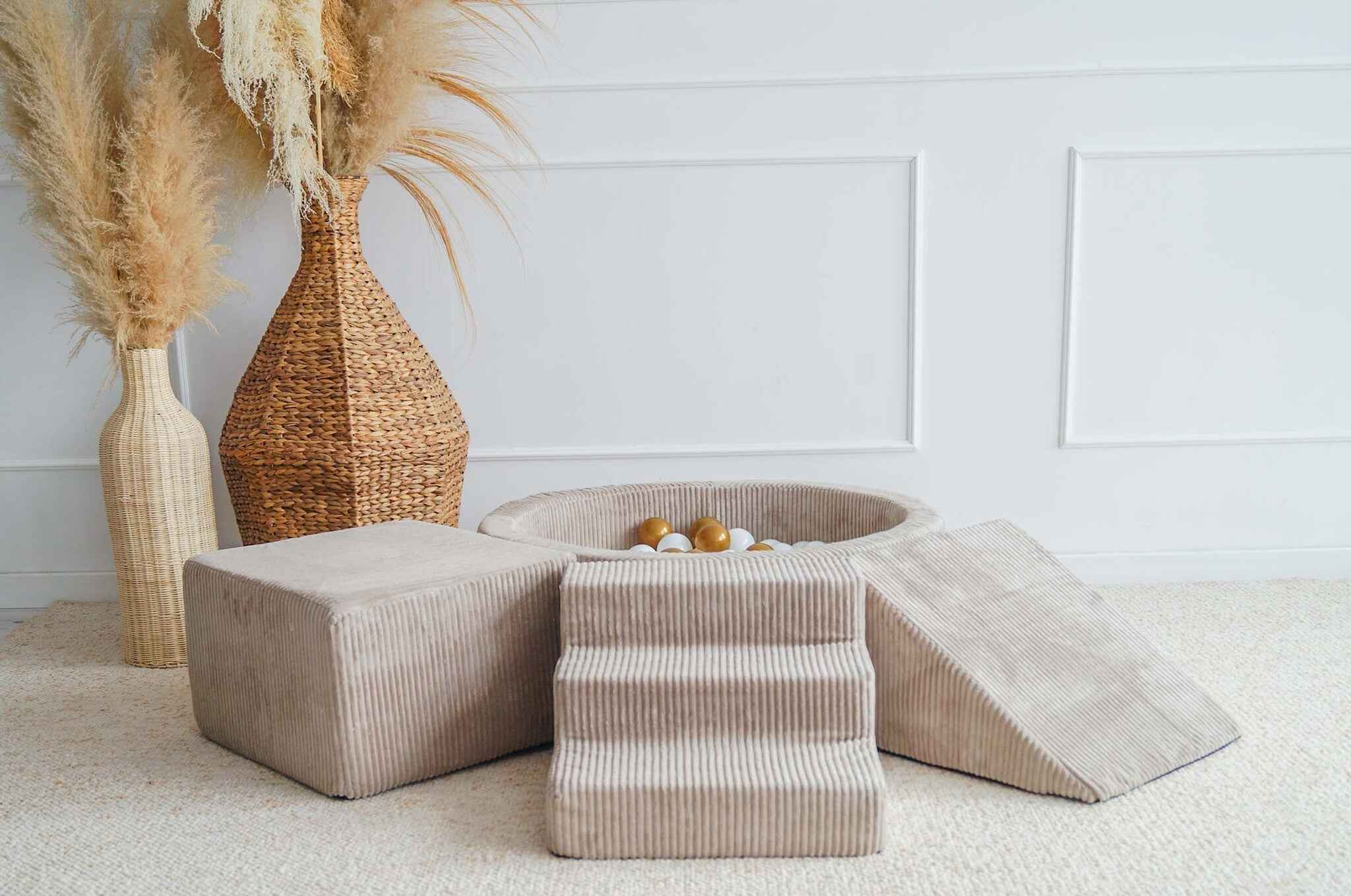 Moje | 3 Elementen + Ballenbad - Rib Velvet  Dark Beige 90x30 cm + 200 Ballen