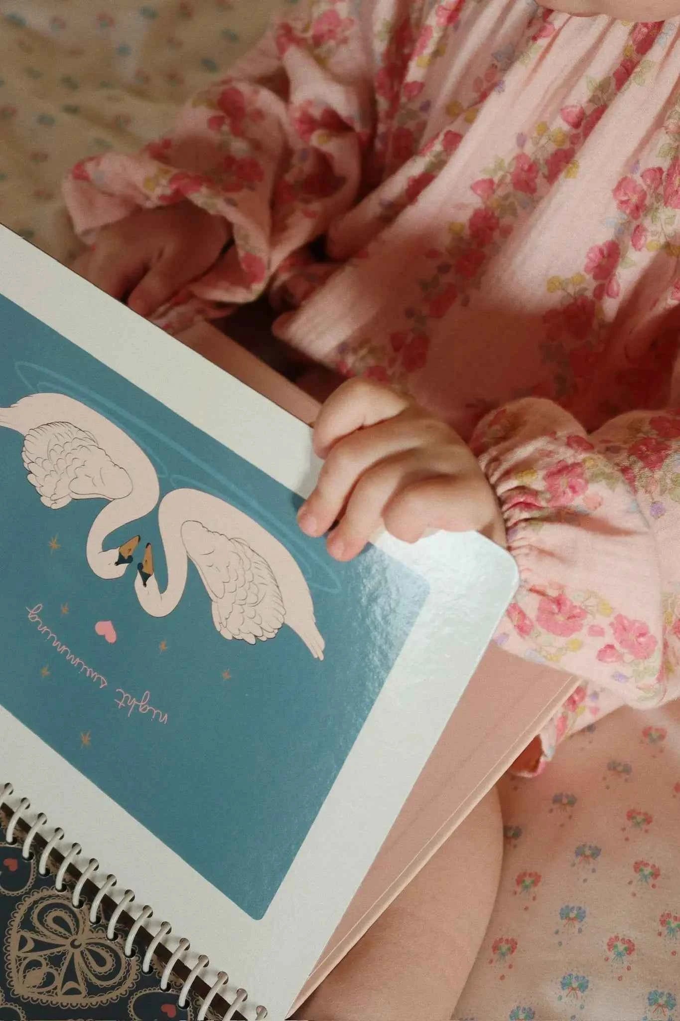 Konges Slojd | Magic Water Unicorn Book