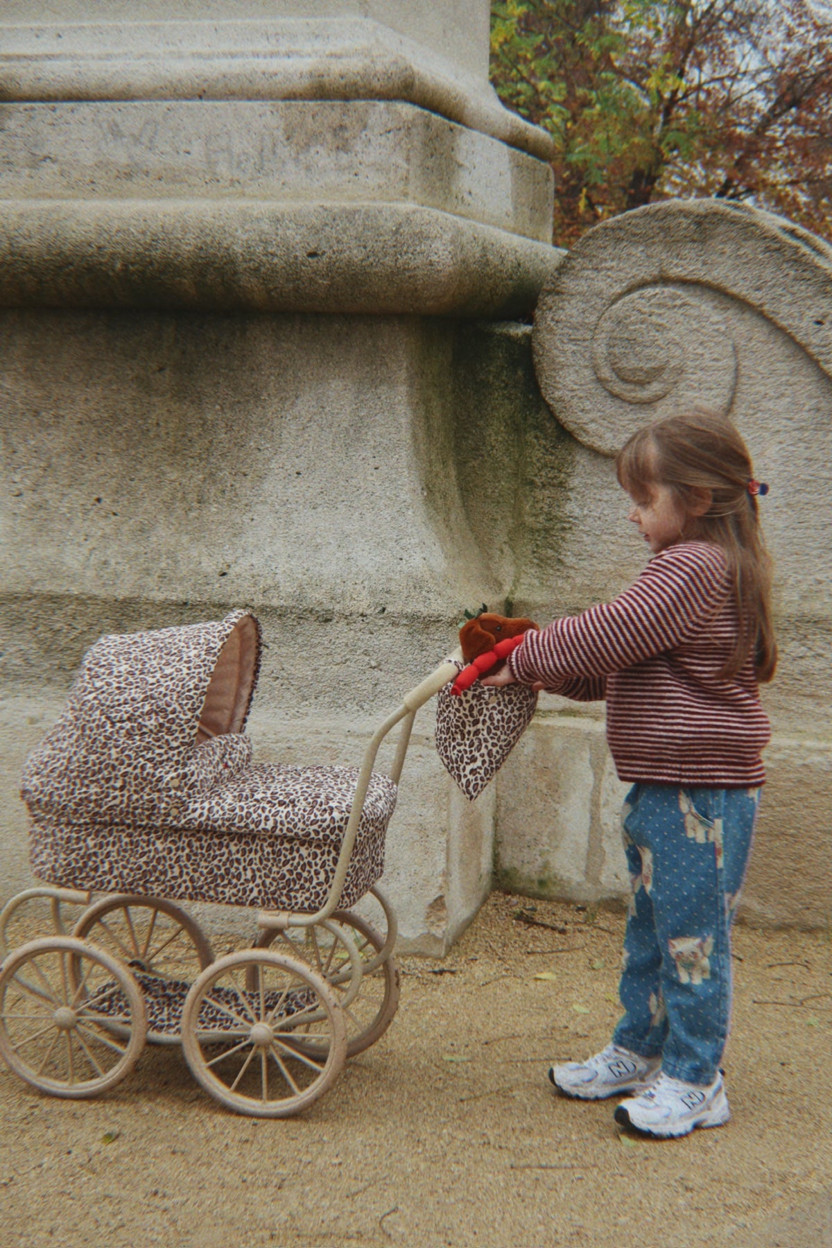 Konges Slojd | minnie poppenwagen leo
