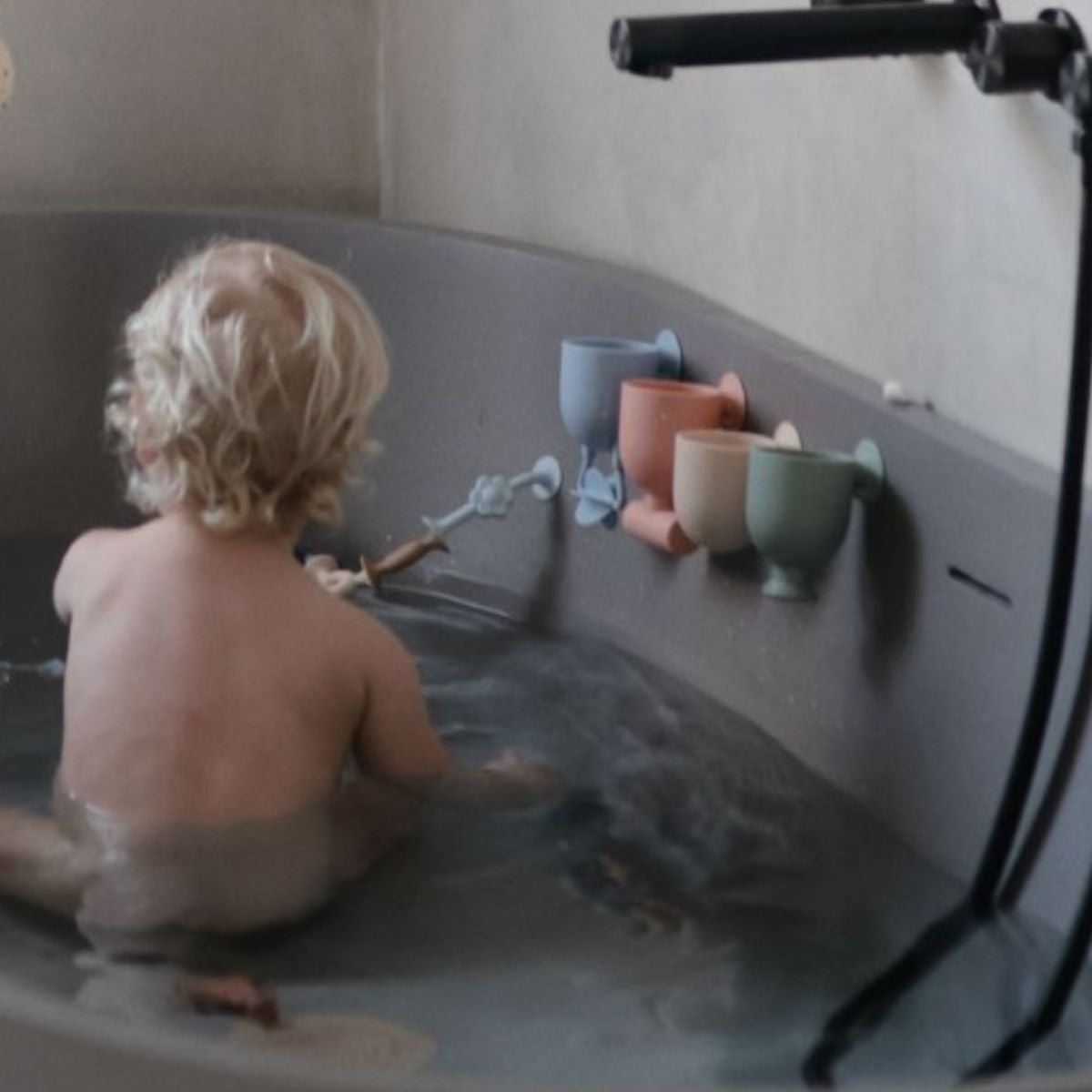 Mushie | Badspeelgoed Pour and Play Set 4-delig