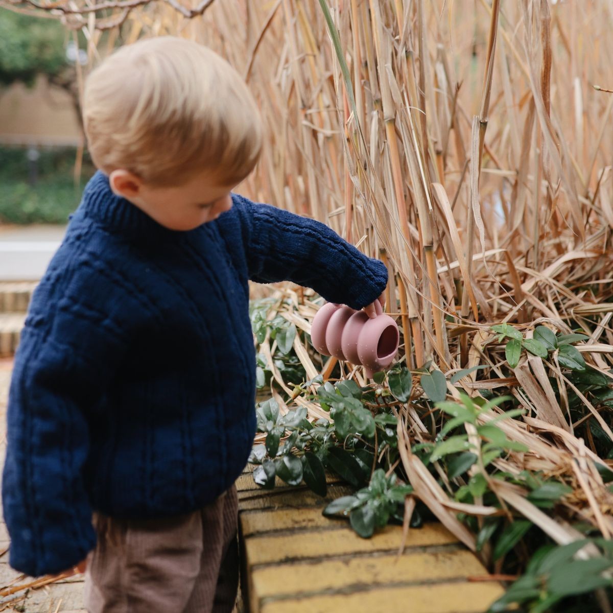 Mushie | Badspeelgoed Watering Can Peony