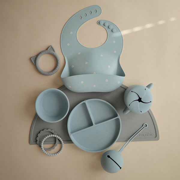 Mushie siliconen fopspeenhouder Powder blue