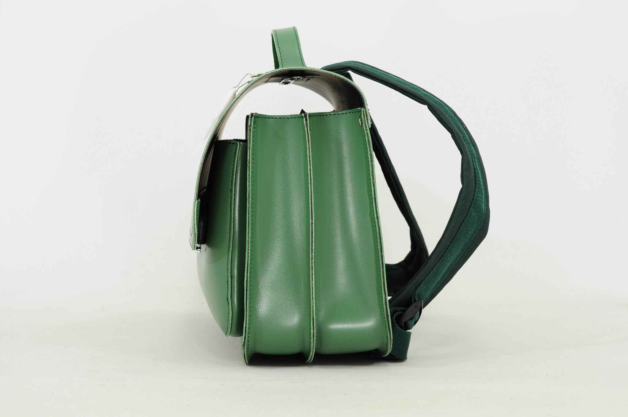 Own Stuff Lederen Boekentas met 2 Magneetsloten lakÃ© Emeraldgreen