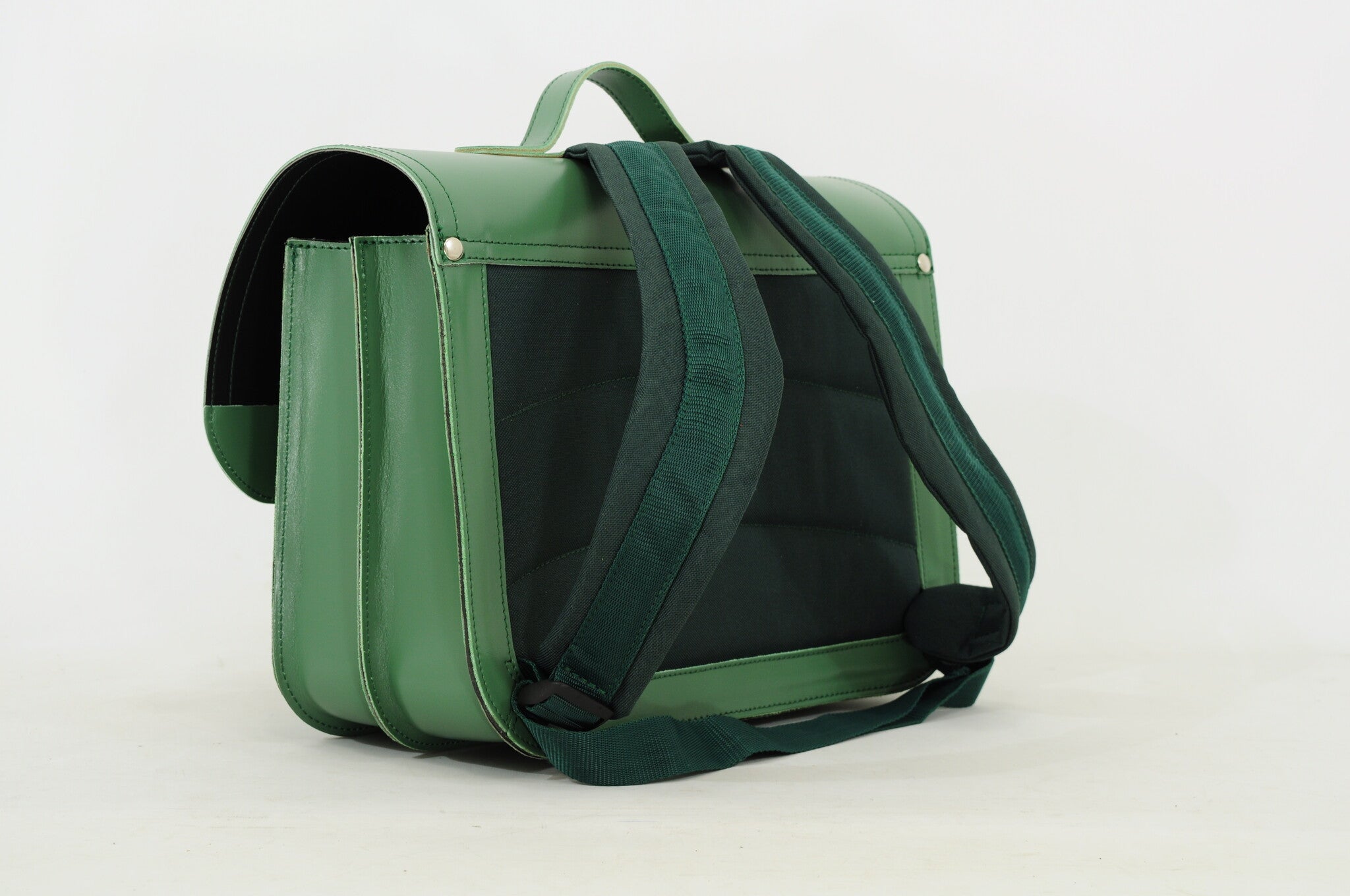 Own Stuff Lederen Boekentas met 2 Magneetsloten lakÃ© Emeraldgreen