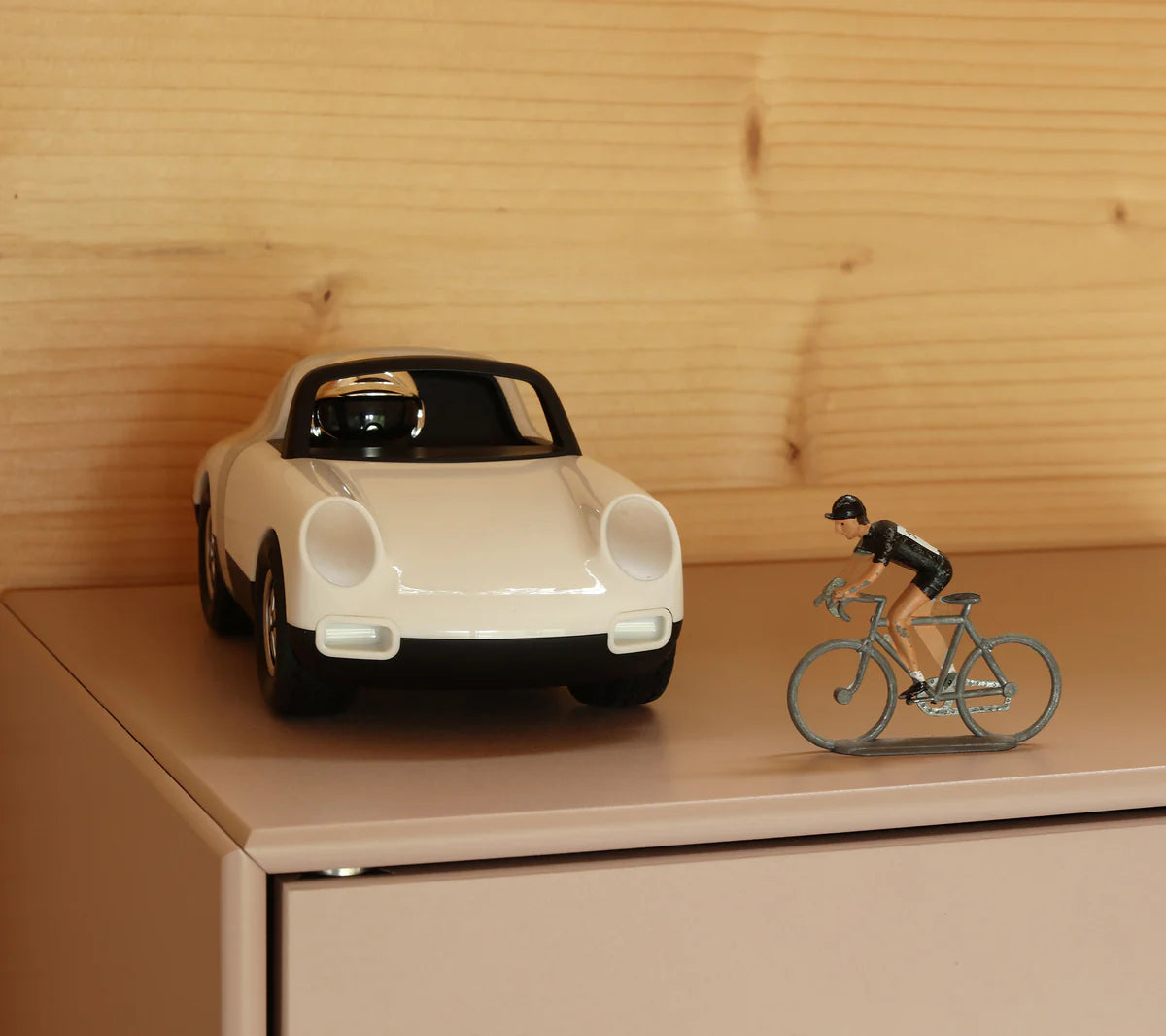 Playforever | Luft Pfeiffer Auto