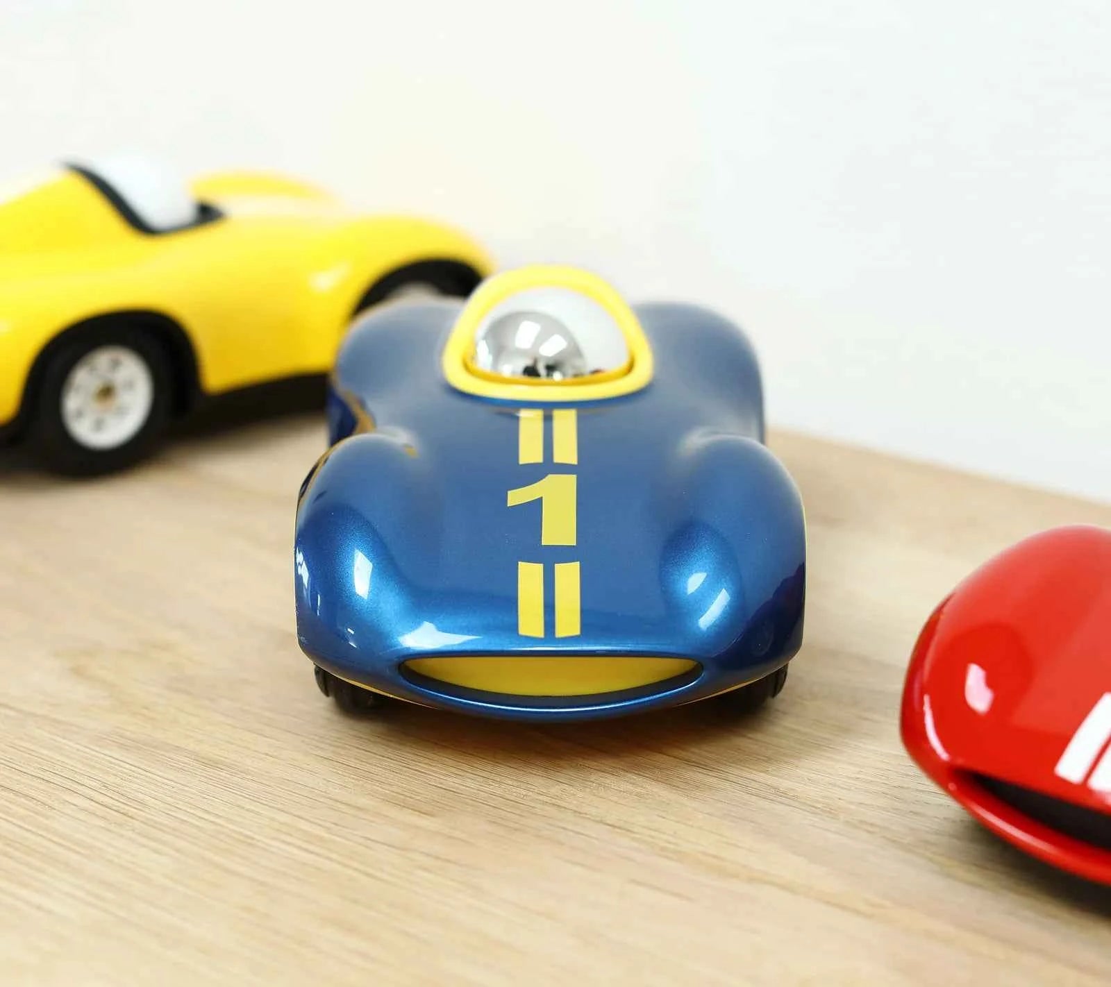 Playforever | Speedy Le Mans Boy Auto