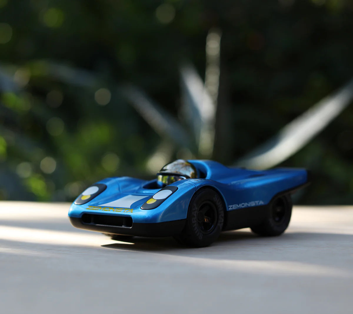 Playforever | Zemonsta Hans Auto