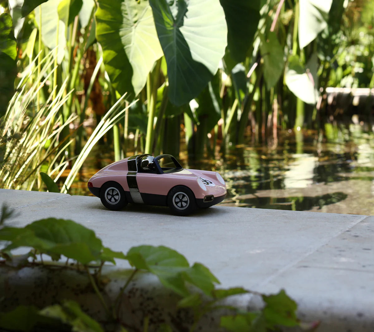 Playforever | Luft Pop Auto