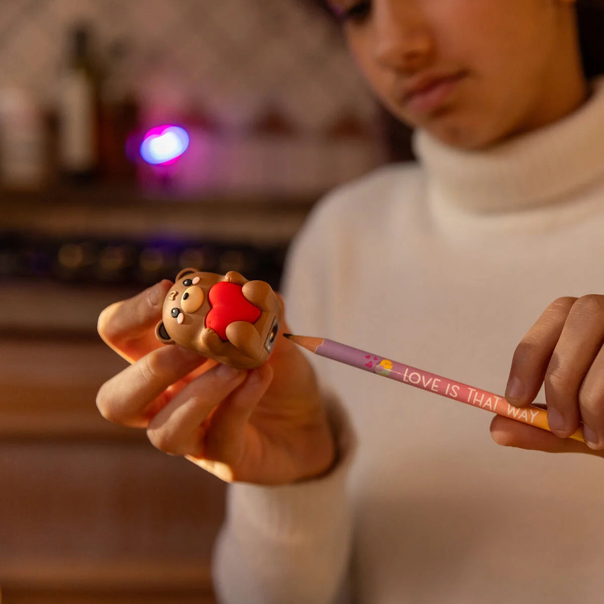 Legami | Verlichte Puntenslijper Met Opbergbakje - Teddy Bear - Sharpening is Magic