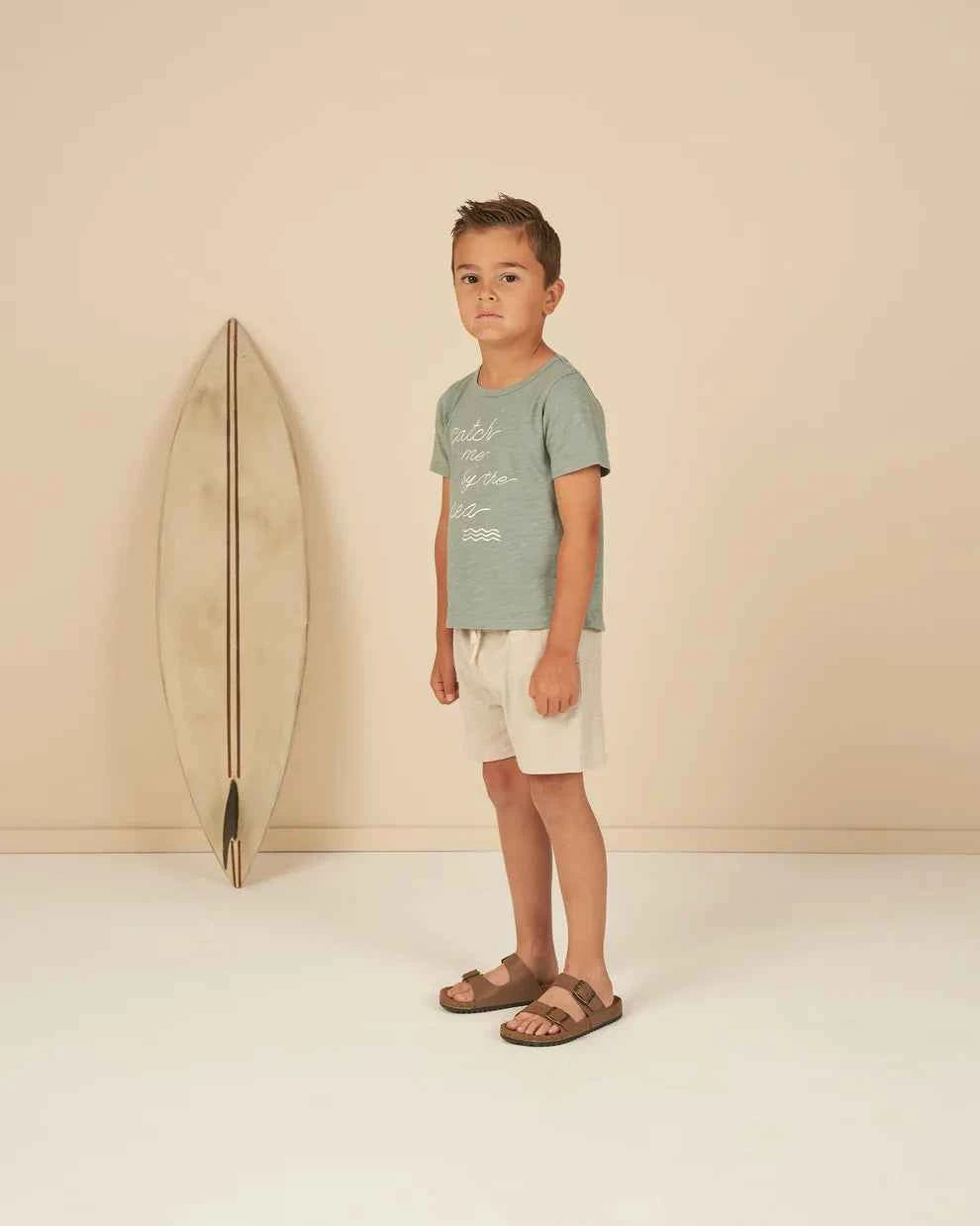 Rylee and Cru | Basic T-shirt Catch Me By The Sea