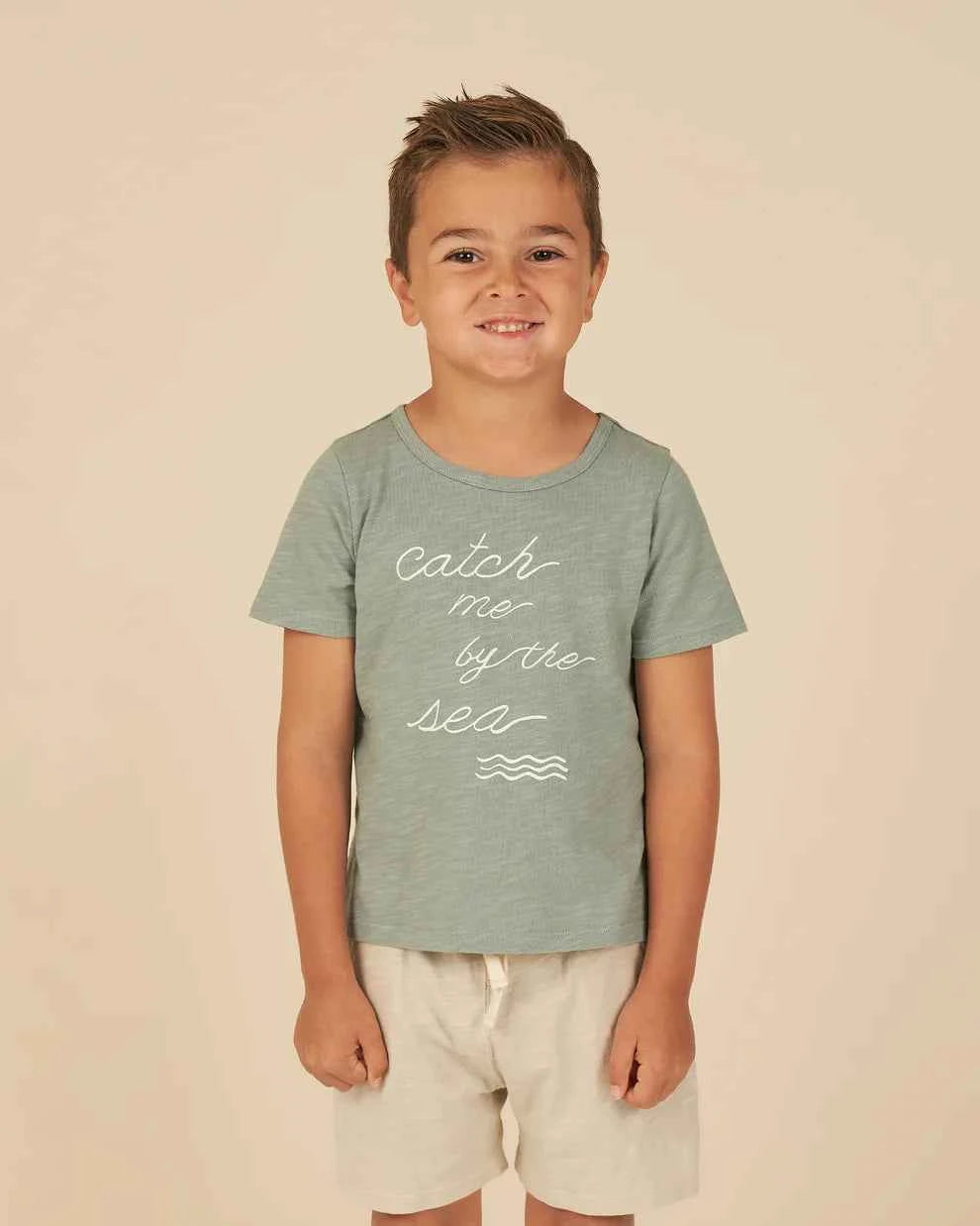 Rylee and Cru | Basic T-shirt Catch Me By The Sea