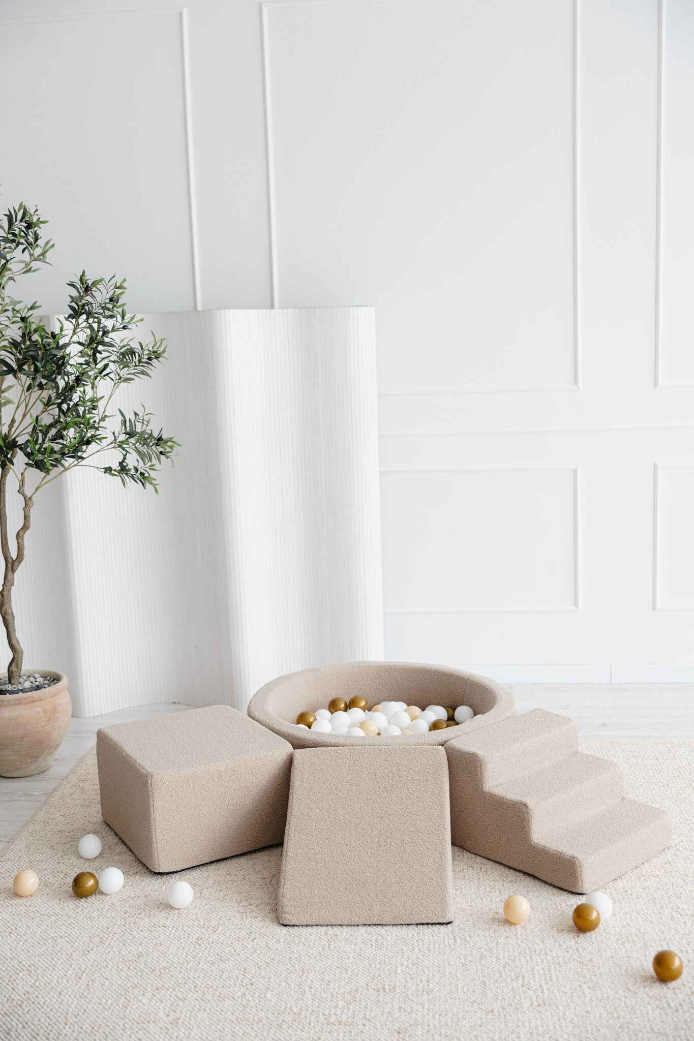 Moje | 3 Elements + Ball Pit - Bouclé Beige 90x30 cm + 200 Balls