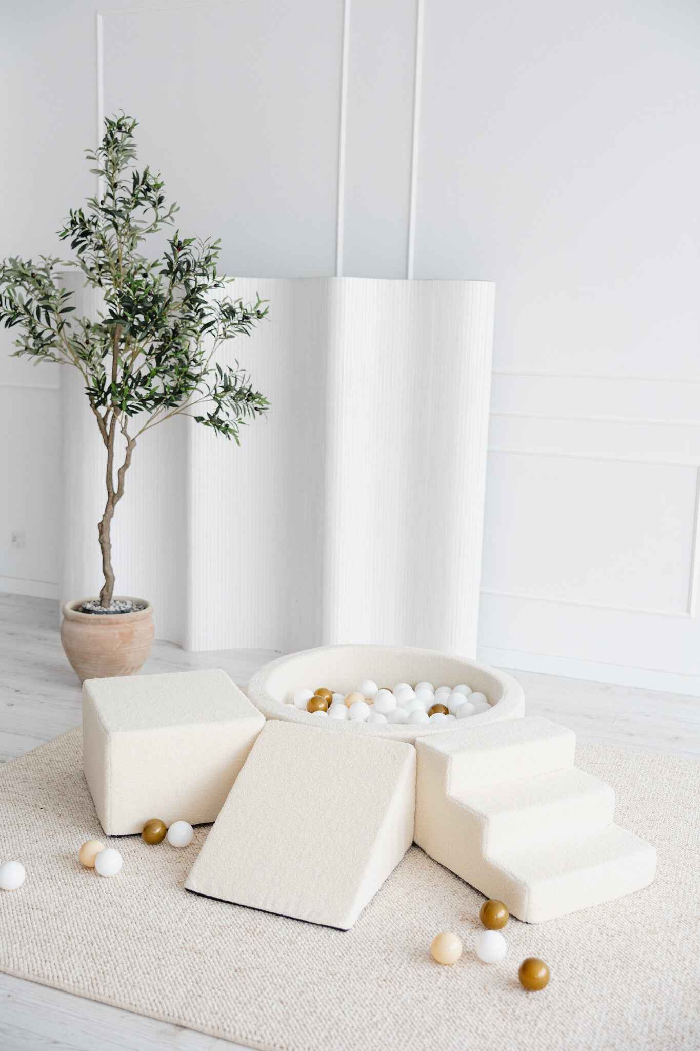 Moje | 3 Elements + Ball Pit - Bouclé Cream 90x30 cm + 200 Balls