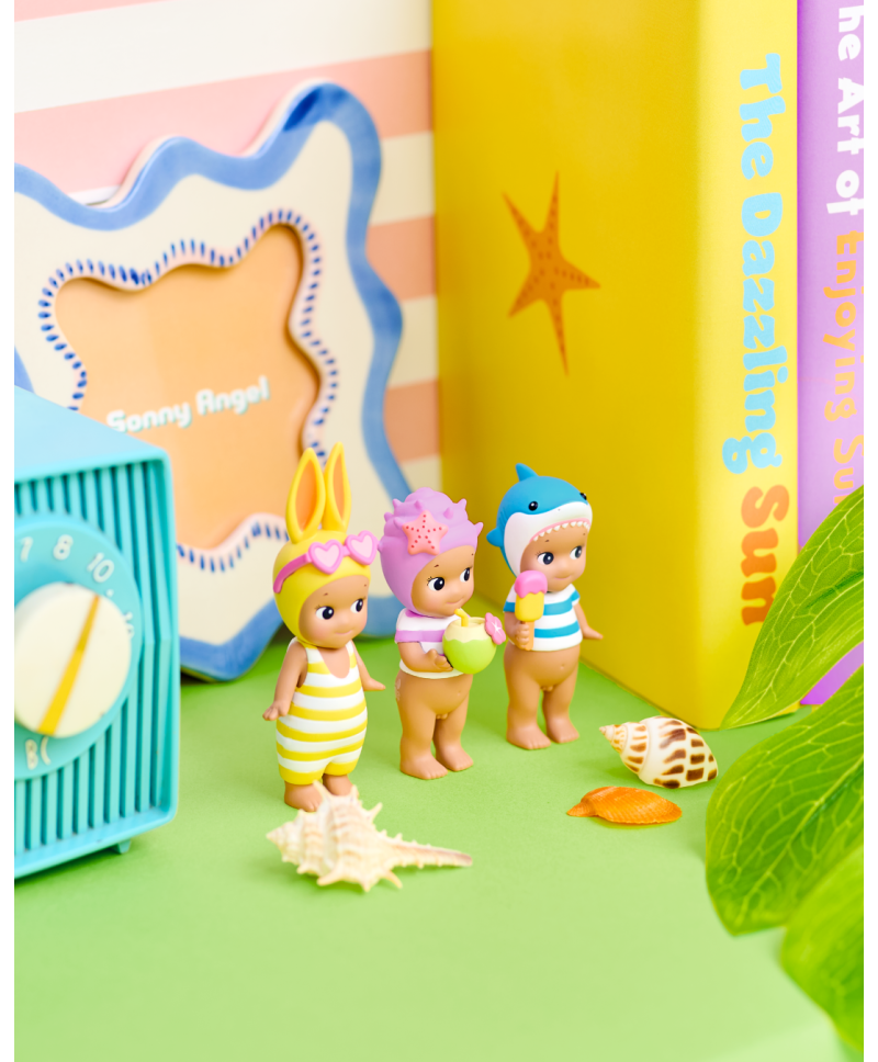 Sonny Angel | summer vacation series sun - kissed style