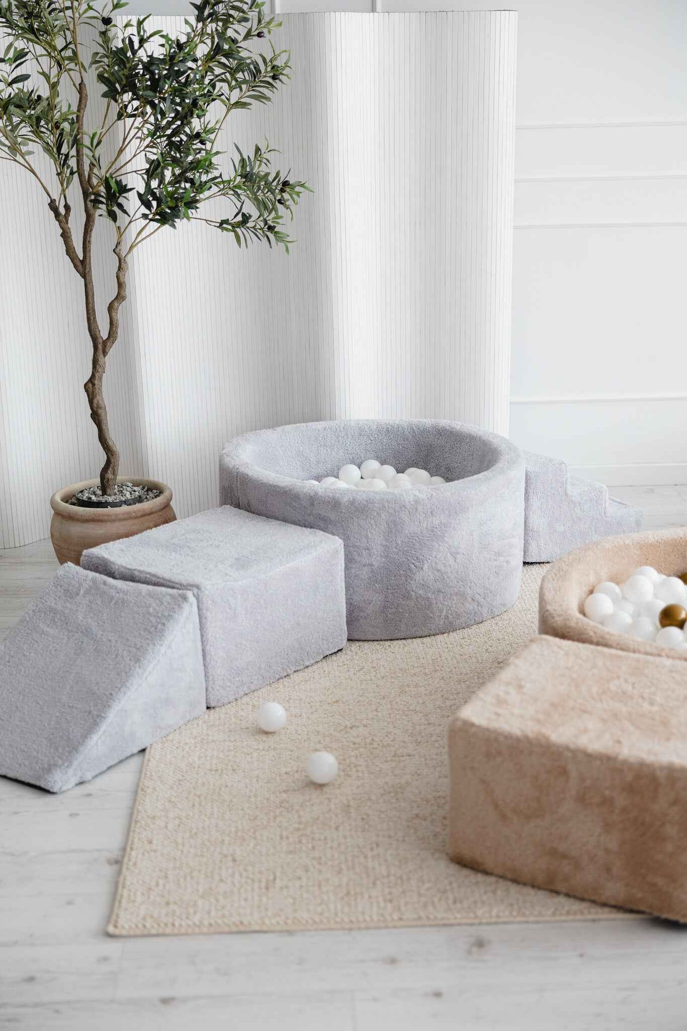Moje | 3 Elements + Ball Pit - Teddy Grey 90x30 cm + 200 Balls