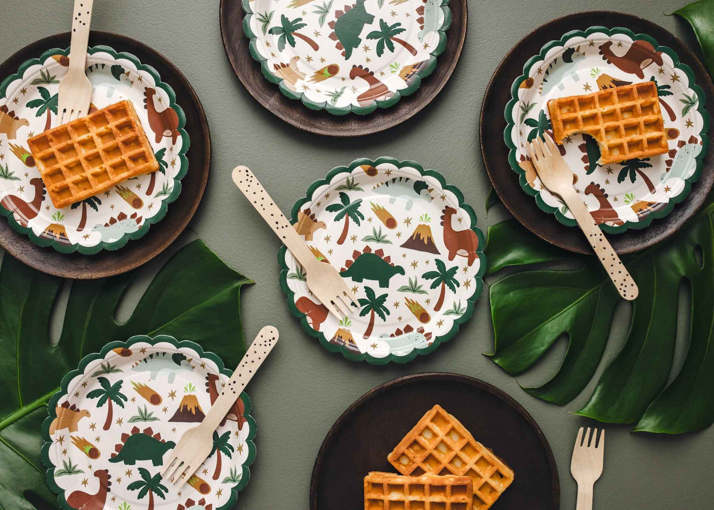 Party Deco Dinosaur Paper Plates
