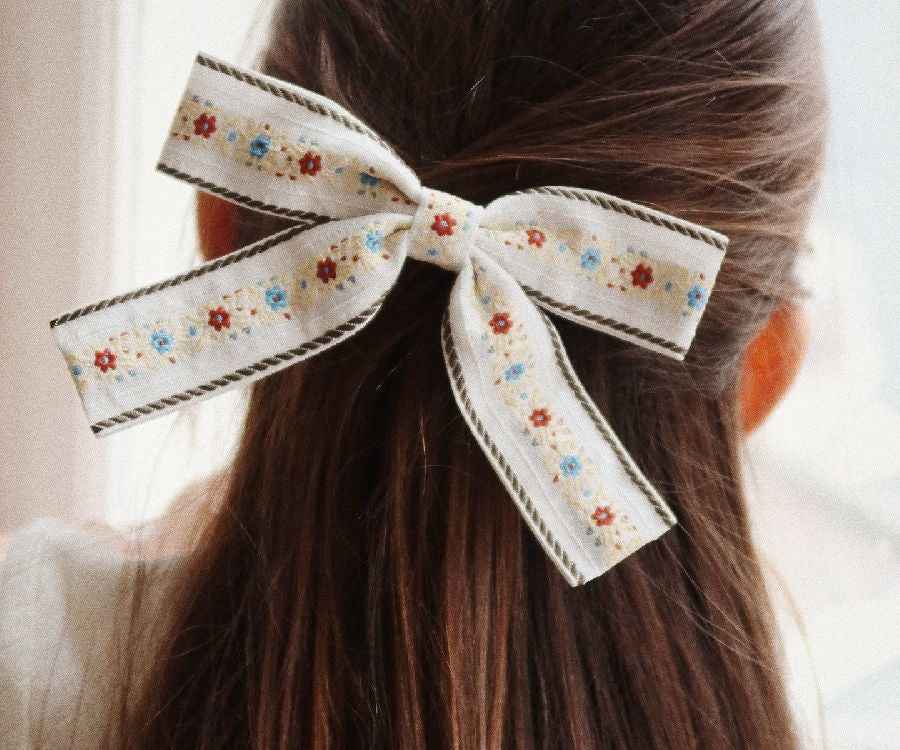 Konges Slojd |  Ribbon Bowie Haarspeld Beige